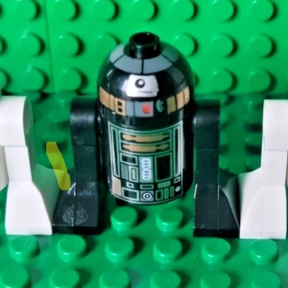 Lego Star Wars Minifigures Droids R2-D5 + R2-D2 + R5-D4 Minifig Lot - Picture 4 of 8